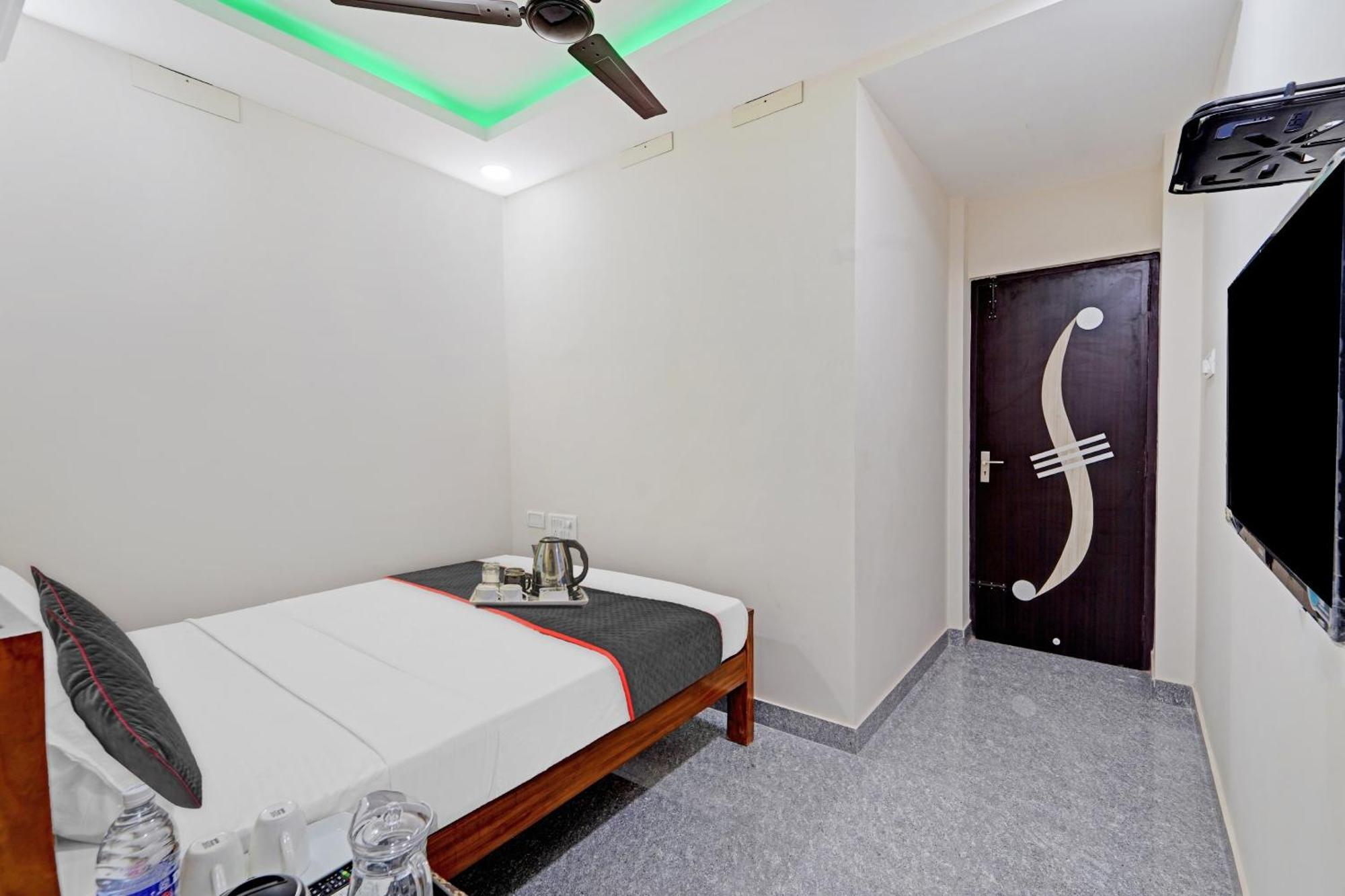 Super Townhouse 1096 Hotel Redfox Nungambakkam Near Apollo & Shankar Nethralaya Hospital Chennai Ngoại thất bức ảnh